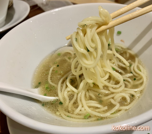 鎌倉小町通りで穴場ランチ_篝(かがり)_汐そば